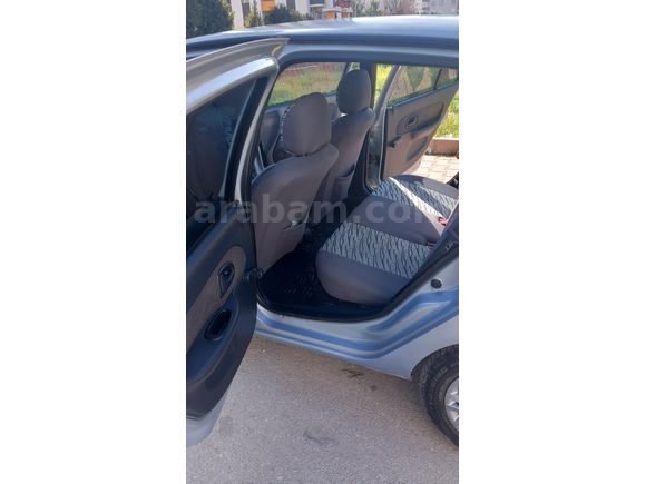 Sahibinden Renault Clio 1.2 Authentique 2004 Model