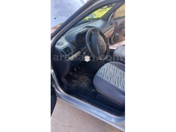 Sahibinden Renault Clio 1.2 Authentique 2004 Model