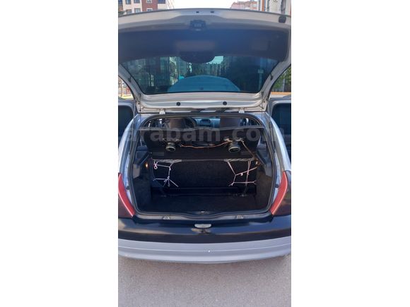 Sahibinden Renault Clio 1.2 Authentique 2004 Model