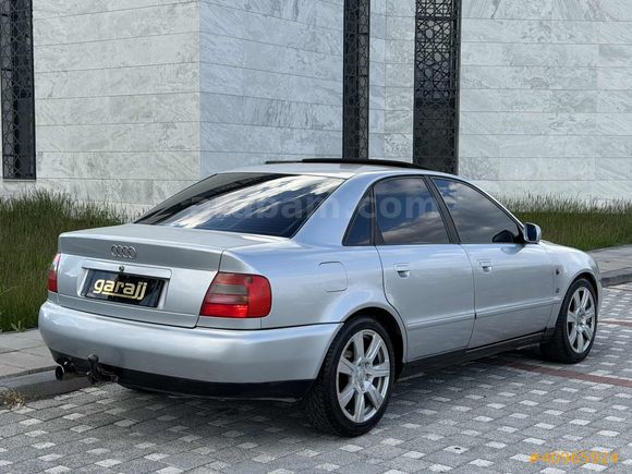 Garajj'dan Orjinal Arayanlara Özel AUDI A4 1.6 OTOMATİK !!!