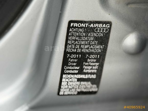 Garajj'dan Orjinal Arayanlara Özel AUDI A4 1.6 OTOMATİK !!!