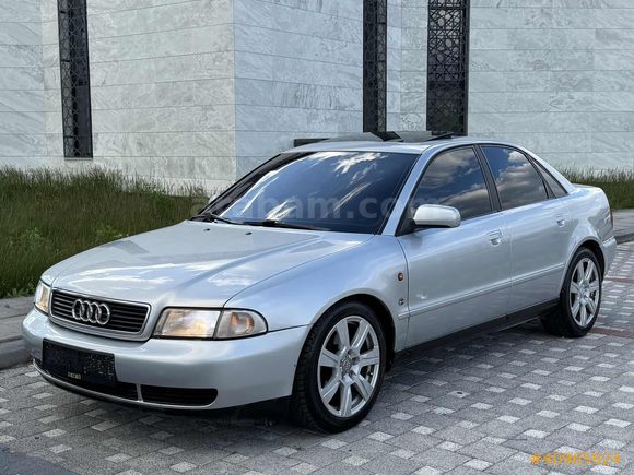 Garajj'dan Orjinal Arayanlara Özel AUDI A4 1.6 OTOMATİK !!!