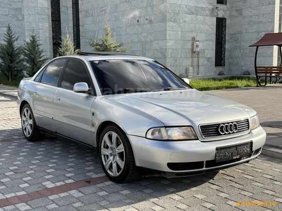 Garajj'dan Orjinal Arayanlara Özel AUDI A4 1.6 OTOMATİK !!!
