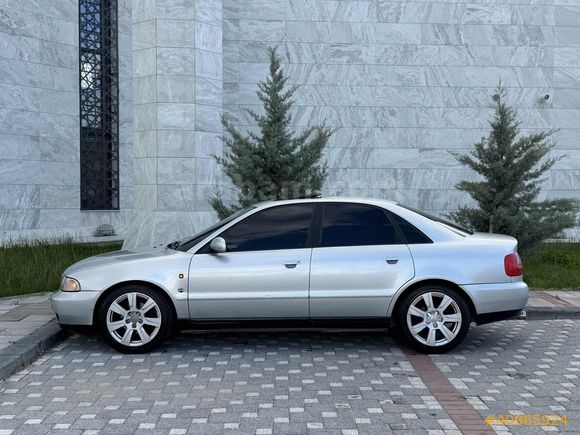 Garajj'dan Orjinal Arayanlara Özel AUDI A4 1.6 OTOMATİK !!!
