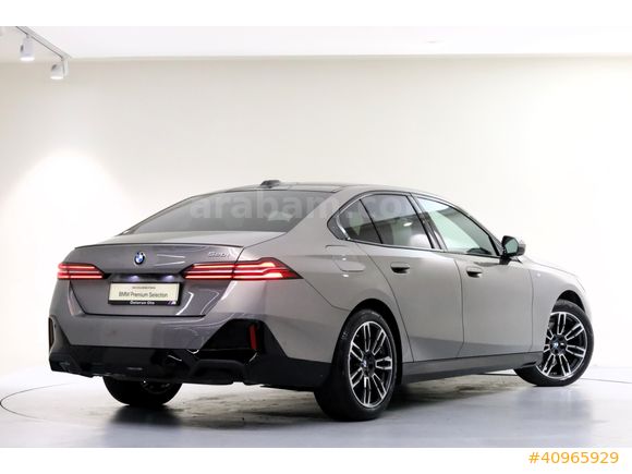 ÖZTORUN OTO - 2024 - BMW 520i Sedan - M Sport