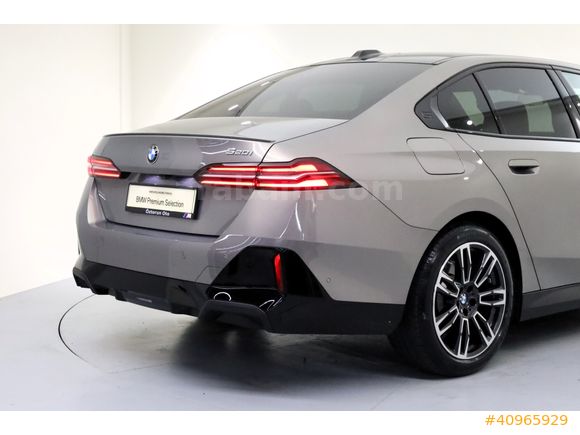 ÖZTORUN OTO - 2024 - BMW 520i Sedan - M Sport