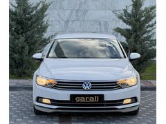 Garajj'dan Düşük Km Bakımlı İç Dış Beyaz 1.6TDI DSG