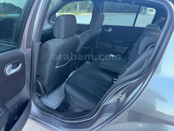 Galeriden Renault Megane 1.5 dCi Dynamique 2004 Model İzmir
