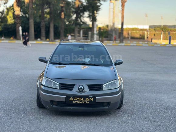Galeriden Renault Megane 1.5 dCi Dynamique 2004 Model İzmir
