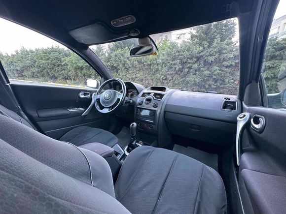 Galeriden Renault Megane 1.5 dCi Dynamique 2004 Model İzmir