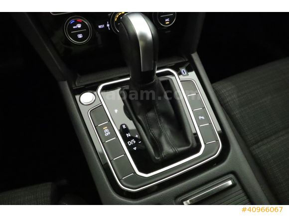 ÖZTORUN OTO - 2020 - VOLKSWAGEN - Passat 1.5 TSI ACT - BUSINESS