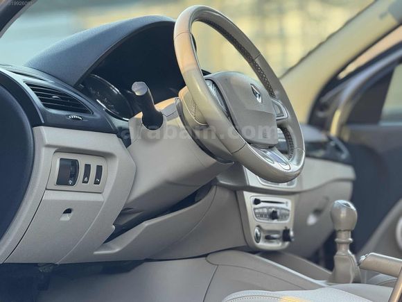 LANSMAN/ SUNROOF'LU /2011 FLUENCE/1.5DCİ PRİVİLEGE/6 İLERİ 110HP