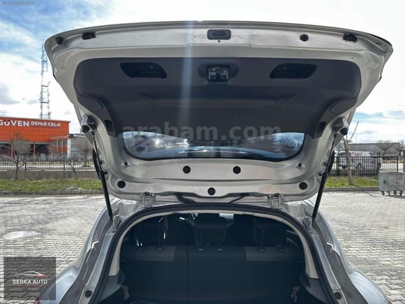 SERKA AUTO'DAN 2018 MODEL CLIO 1.5 TOUCH