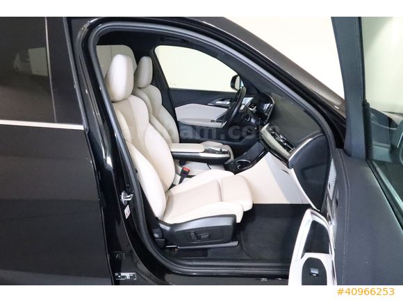 ÖZTORUN OTO - 2023 - BMW X1 sDrive20i - X-Line