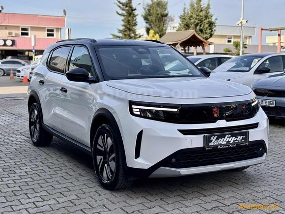 2025 SIFIR GİBİ 17000KM.OTOMATİK VİTES HATASIZ BOYASIZ GARANTİLİ