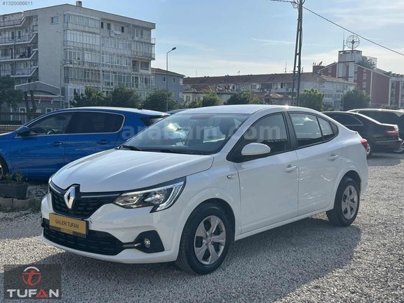 2023MODEL RENAULT TALİANT 1.0T JOY BENZİN+OTOMATİK 77.000 KM'DE
