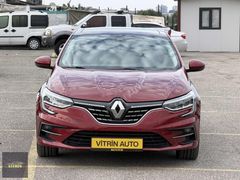 VİTRİN'DEN HATASIZ 2023 MEGANE ICON OTOMATİK CAM TAVAN 20.000 KM