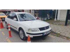 Sahibinden Volkswagen Passat 1.9 TDi 2000 Model  315.000 km Beyaz
