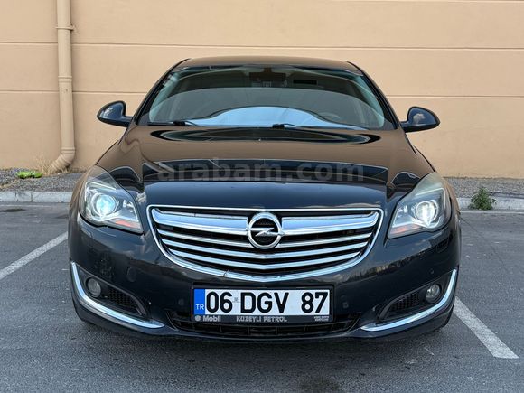 İhtiyaçtan ACİLLLL SATILIK TEMİZ 2014 MODEL  INSİGNİA