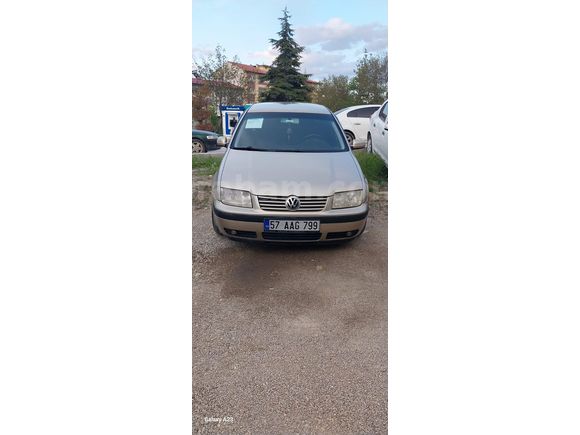 Sahibinden  DEĞİŞEN YOK 263 BİN KM. Volkswagen Bora 1.6 Trendline 2003 Model 