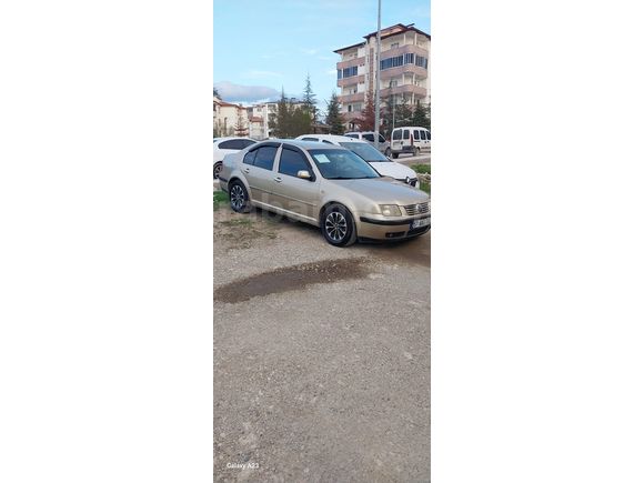 Sahibinden  DEĞİŞEN YOK 263 BİN KM. Volkswagen Bora 1.6 Trendline 2003 Model 