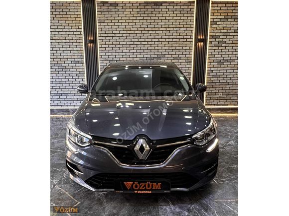 MEGANE 1.3 TCE JOY 2022 KM : 35.000 BENZİN 140 HP