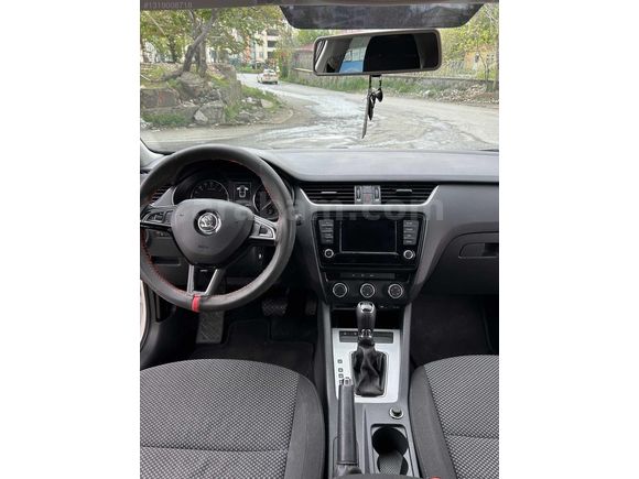 TEMİZ BAKIMLI DÜŞÜK KM