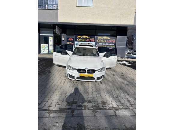 İLK ELDEN SANRUFLU CAM GİBİ BMV
