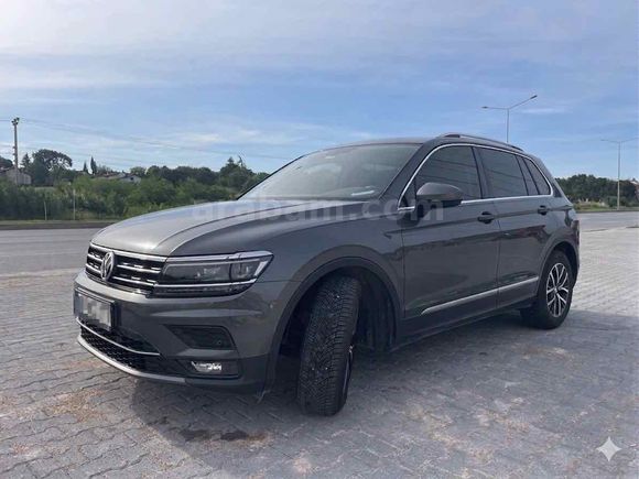Sahibinden Volkswagen Tiguan 1.5 TSI Comfortline 2020 Model Cam Tavanlı Füme
