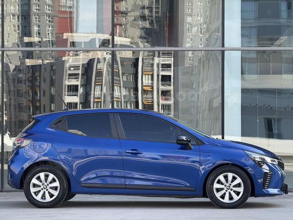 2023 RENAULT CLIO X-TRONİC 56.000 KM BOYA DEĞİŞEN YOK