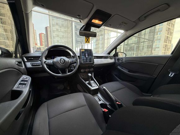 2023 RENAULT CLIO X-TRONİC 56.000 KM BOYA DEĞİŞEN YOK