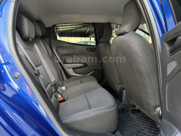 2023 RENAULT CLIO X-TRONİC 56.000 KM BOYA DEĞİŞEN YOK
