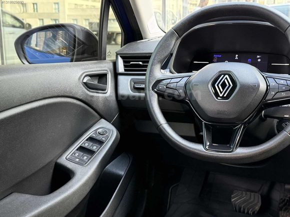 2023 RENAULT CLIO X-TRONİC 56.000 KM BOYA DEĞİŞEN YOK