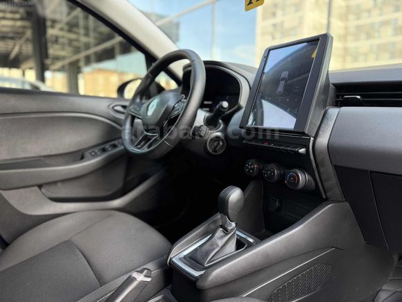 2023 RENAULT CLIO X-TRONİC 56.000 KM BOYA DEĞİŞEN YOK