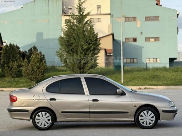 KOÇ OTOMOTİVDEN MEGANE 1 DEĞİŞENSİZ