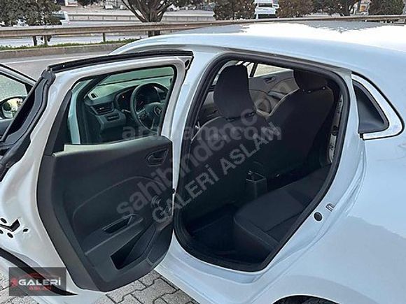 GALERİ ASLAN/2022/HATASIZ/BOYASIZ/RENAULT CLİO 1.0/ TESLA EKRAN