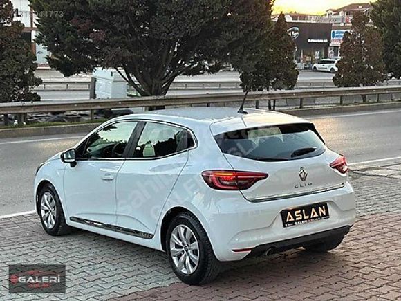 GALERİ ASLAN/2022/HATASIZ/BOYASIZ/RENAULT CLİO 1.0/ TESLA EKRAN