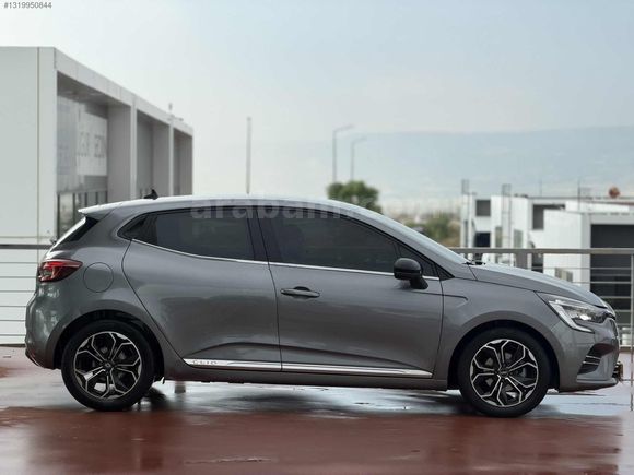 RENAULT CLİO JOY35.000 KM İLK SAHİBİNDEN SERVİS GARANLİ 2023