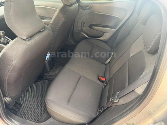 RENAULT CLİO JOY35.000 KM İLK SAHİBİNDEN SERVİS GARANLİ 2023
