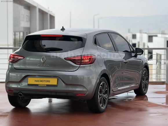RENAULT CLİO JOY35.000 KM İLK SAHİBİNDEN SERVİS GARANLİ 2023