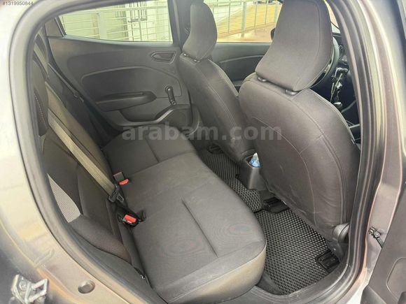 RENAULT CLİO JOY35.000 KM İLK SAHİBİNDEN SERVİS GARANLİ 2023