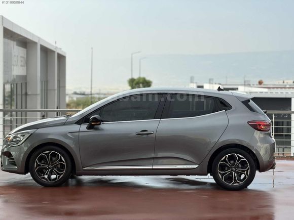 RENAULT CLİO JOY35.000 KM İLK SAHİBİNDEN SERVİS GARANLİ 2023