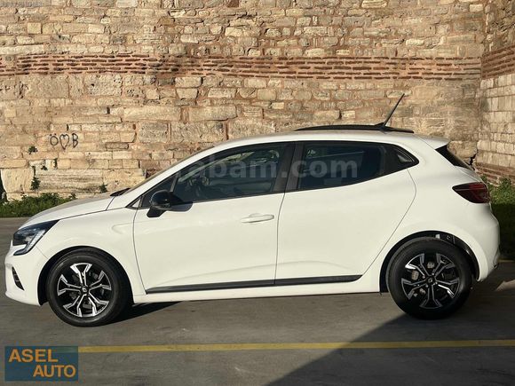 Asel Auto'dan-2023 Model-Clio-1.0 Sce -Değişensiz