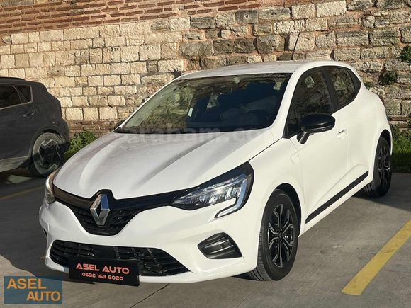 Asel Auto'dan-2023 Model-Clio-1.0 Sce -Değişensiz