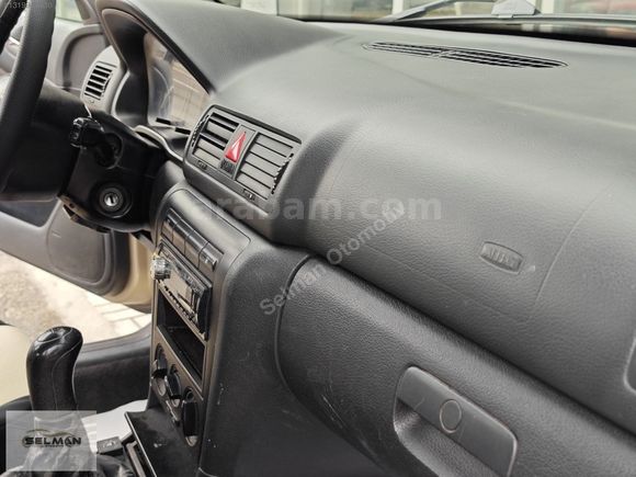 SELMAN OTOMOTİVDEN 2005 OCTAVİA 1.6 AMBIENTE HATASIZ BOYASIZ