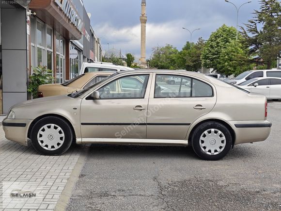 SELMAN OTOMOTİVDEN 2005 OCTAVİA 1.6 AMBIENTE HATASIZ BOYASIZ