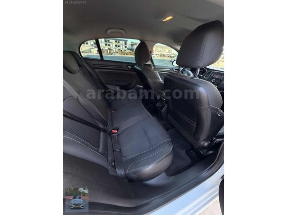 HATASIZ MEGANE4