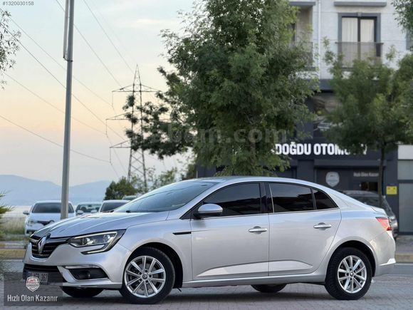 2018 MODEL RENAULT MEGANE IV 1.5 DCİ TOUCH OTOMATİK 110 BG