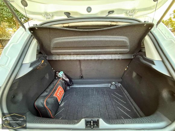 2B OTOMOTİVDEN 2018 MODEL 156 BİNDE OTOMOTİK CLİO İCON