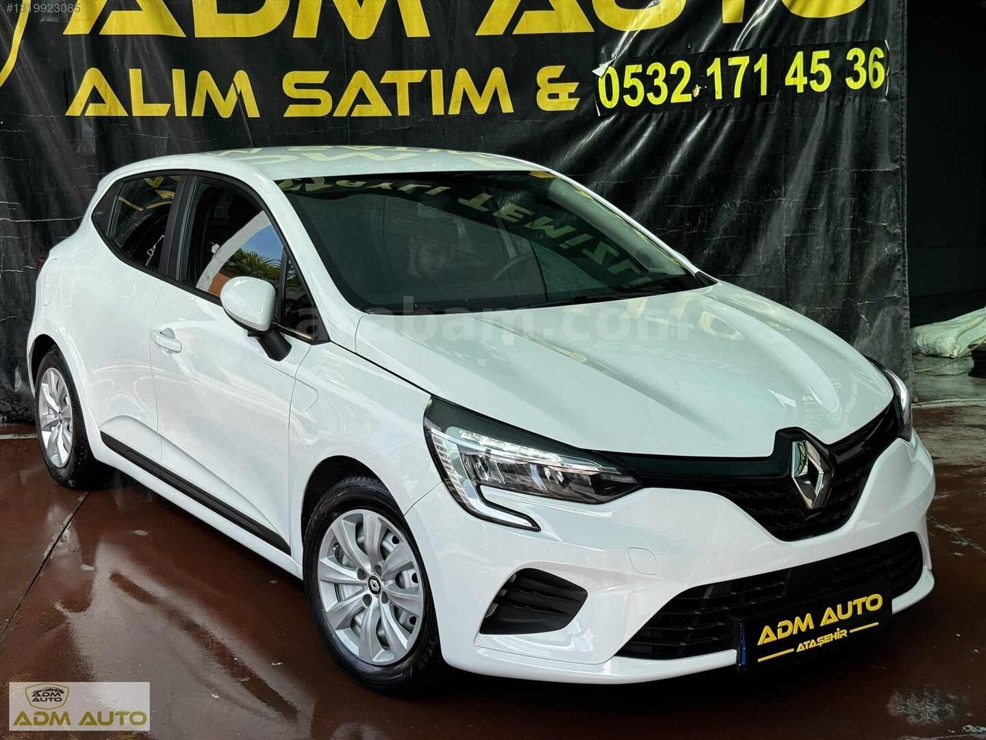 Galeriden Renault Clio 1.0 TCe Joy 2022 Model İstanbul 155.000 km Beyaz 3
